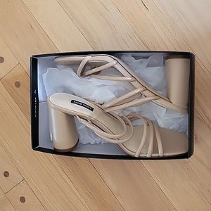 BNIB Nine West Nude Strappy Mule Sandal